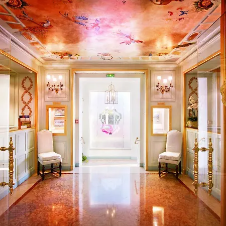 La Voile D'or Hotel